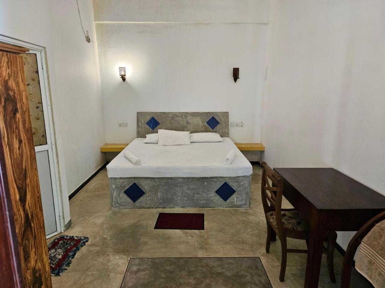 Unawatuna Backpacker Lodge Esterno foto