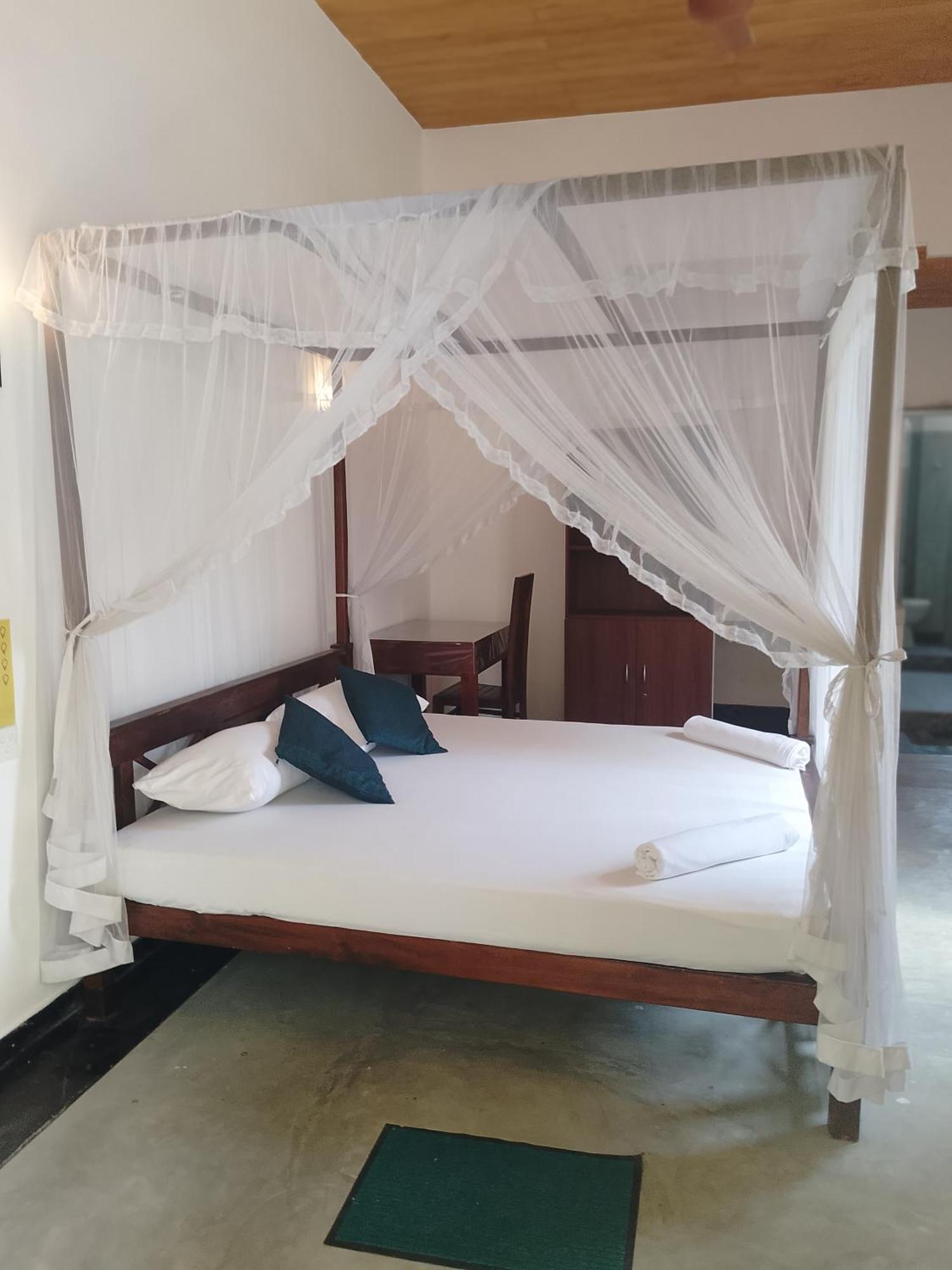 Unawatuna Backpacker Lodge Esterno foto